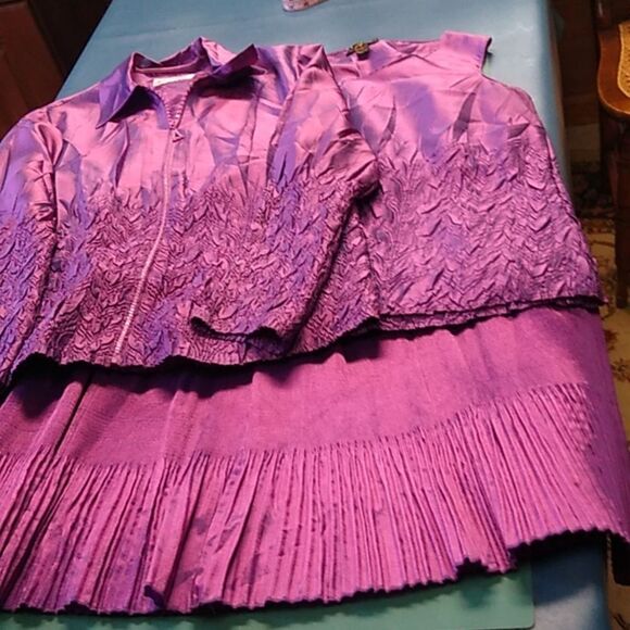 General Apparel & JerryT Amazing Three pieces Accordion Jacket/Tank 6 Tier Skirt - Picture 1 of 16